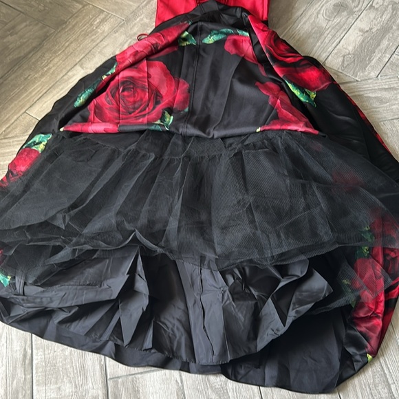 Roses Stacy Skylar - Picture 10 of 16